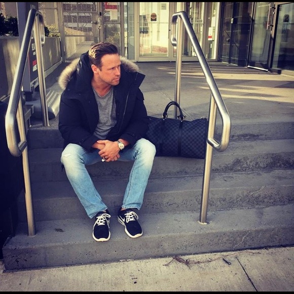 New to selling - Picture 3 of 6